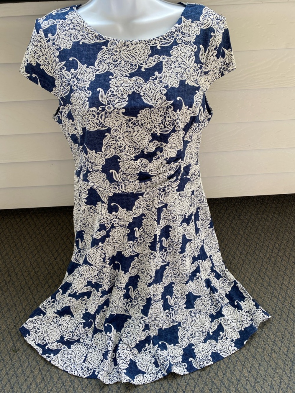 Sandra Darren Dress Short Sleeves Size PM